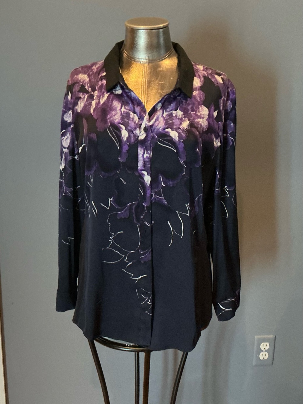Elie Tahari Purple & Black Blouse
